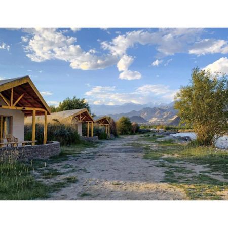 לה The Indus River Camp מראה חיצוני תמונה